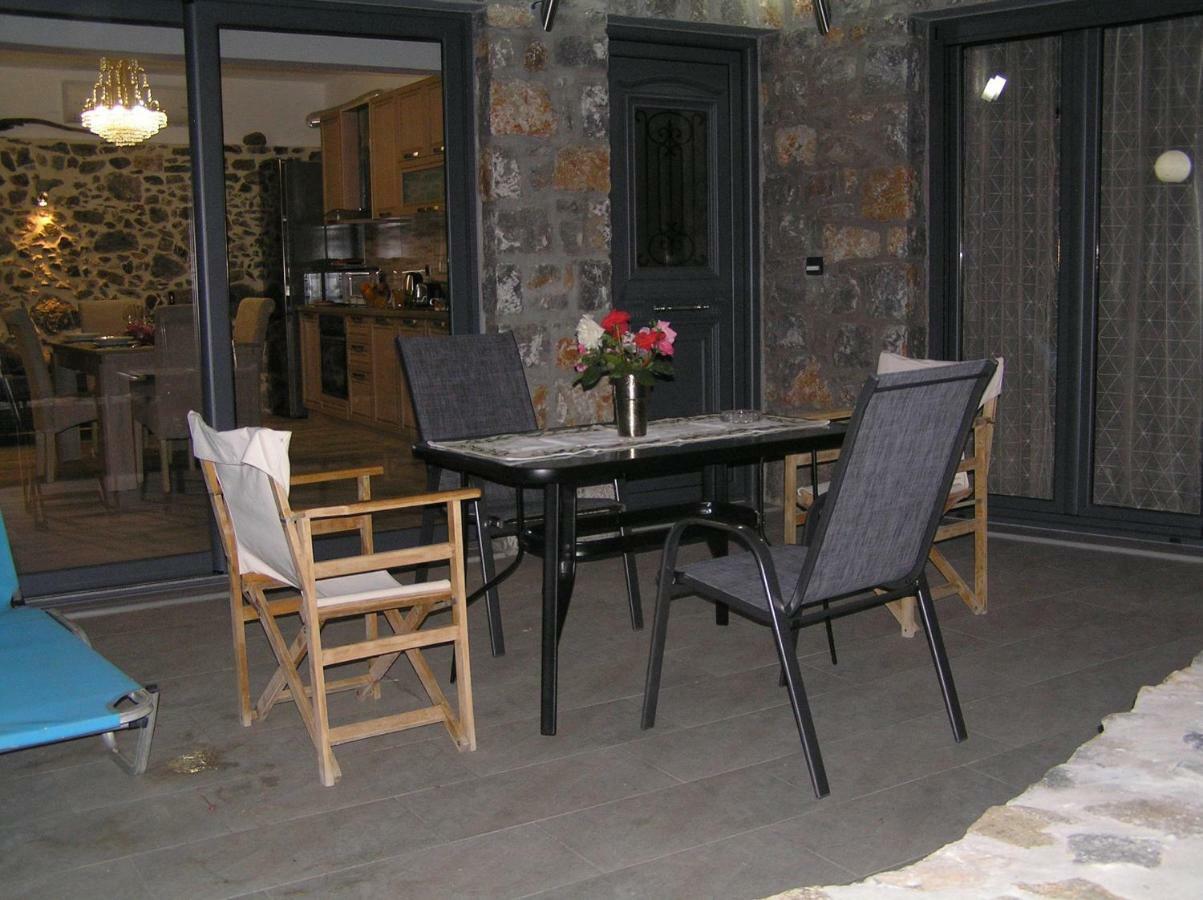 Villa Olga Agalianos Екстериор снимка
